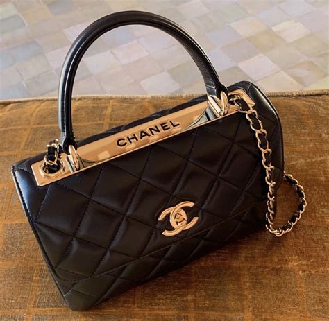 pictures of chanel purses